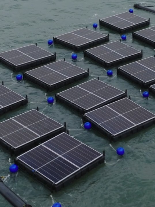 aerial view of the sixteen-float array under tow behind the Abigail Marie
